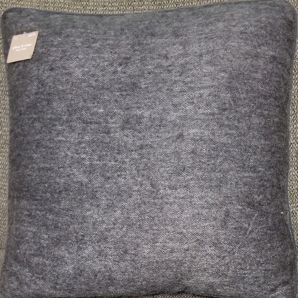 Accent Pillow Home Gray & White NTW